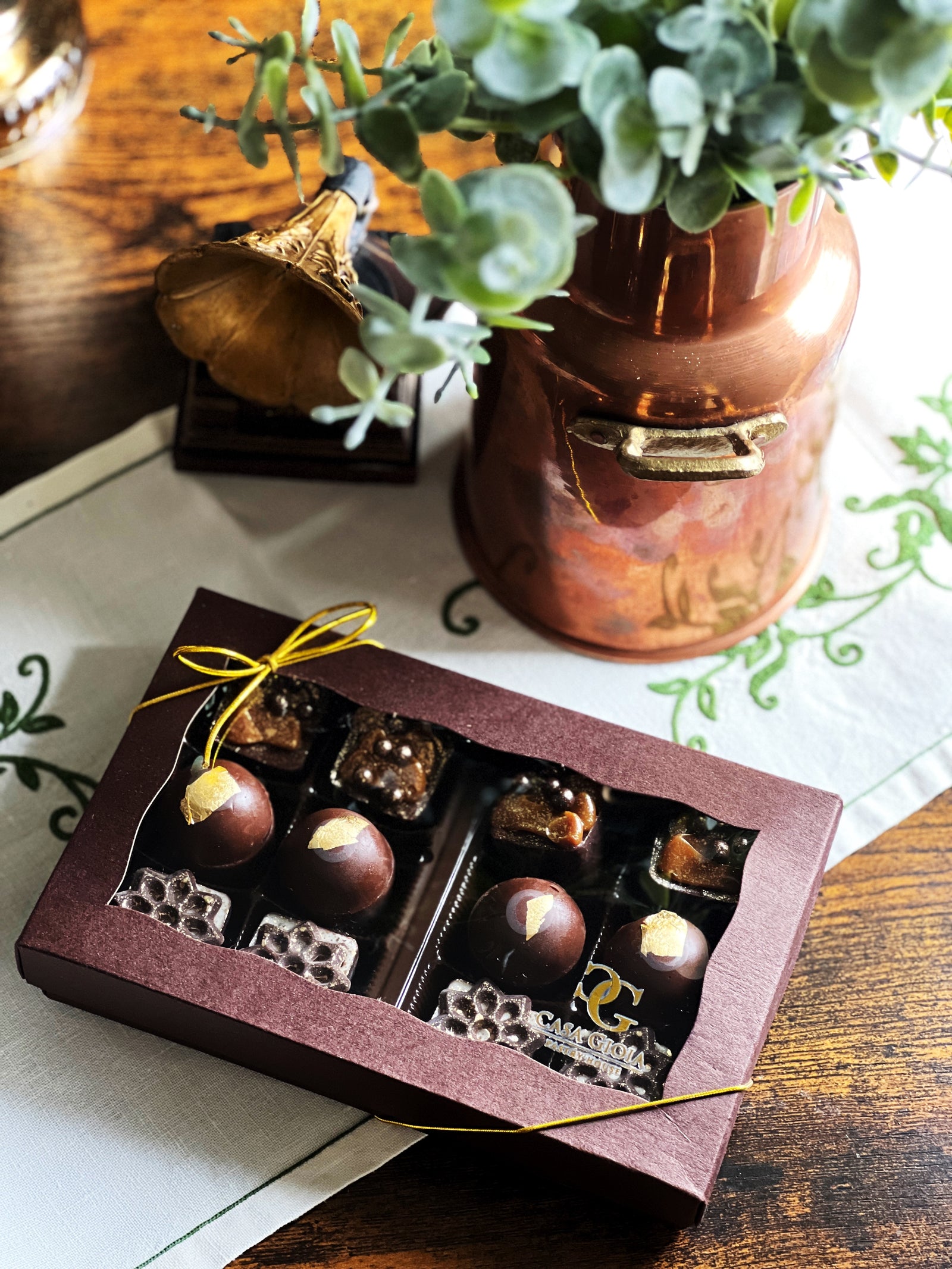 assorted bonbon box Miami Casa Gioia